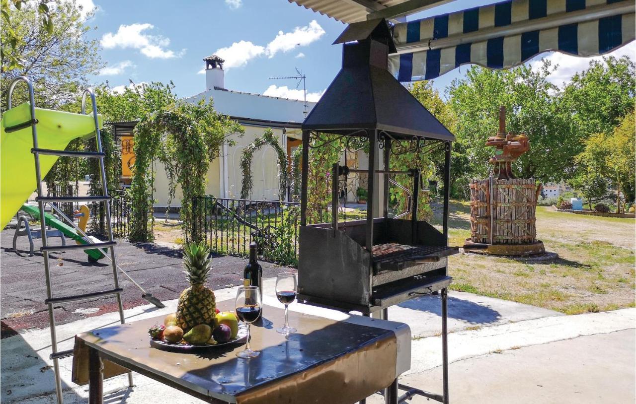 Pet Friendly Home In Olvera With Kitchen Экстерьер фото